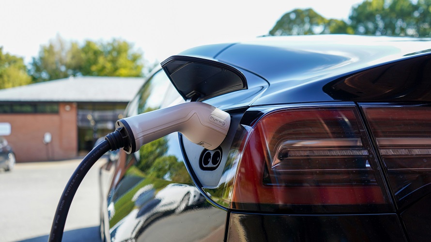 5 ELECTRIC CARS THAT ARE WORTH A SECOND LOOK